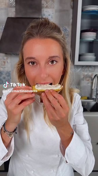 Delicious Whipped Black Truffle Butter Recipe