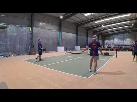 BODY SHOT Wayne [BNB LOCO]/Patxi [ Vatic VSOL Pro] Blue VS Hans/Totep [ Selkirk Boomstick] White