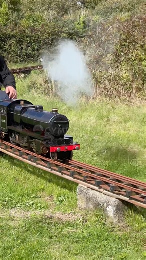5" D49 Steam Locomotive Negotiating the CURVE! 🚂💨 #miniaturerailway #steam #d49