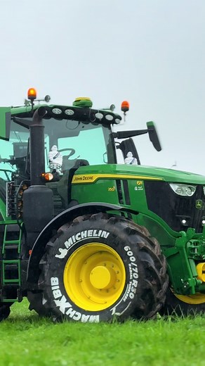 John Deere Custom Landwirtschaft: Trailer, Tipps & Features