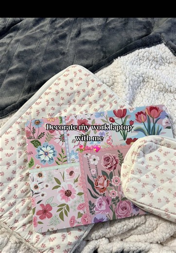 How to Decorate Your MacBook Air for Work