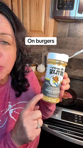 This is the seasoning we reach for every single time. Burgers, steak, eggs… it never misses. If your food’s been tasting a little boring lately, this fixes that. 👀🍔 #T#TikTokShopC#CookingTokB#BurgerNightE#EasyCookingKitchenFinds