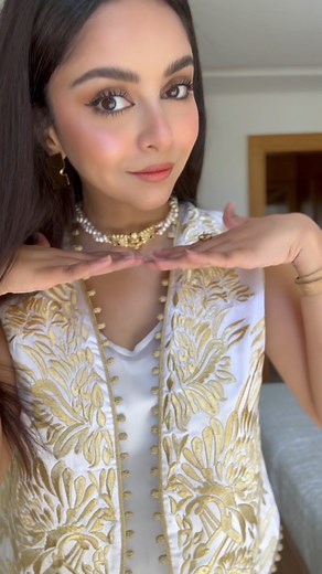 Get ready with me EID EDITION✨🌙 عيد مبارك سعيد و كل عام و أنتم بألف خير ❤️ تقبل الله صيامكم و صلاتكم و صالح الأعمال 🤲🏼 . . Straightened my hair with the best brush by @philipsmorocco Dress by @chahdybrand . . #eid #eidmubarak #eidoutfit #ootd #outfitinspo #styleinspo #beldi #jabadour #whiteandgold | Fatima Zahra El Ibrahimi