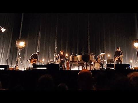 Bob Dylan - I Contain Multitudes (Live in Paris, 25 October 2024) - Full video