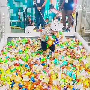 5.3K views · 42 reactions | The Human Claw Machine! | British Born Chinese UK | Facebook