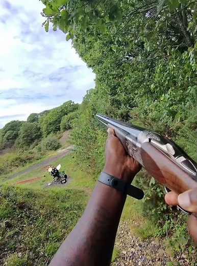 Clay Shooting Perfection 🎯 | 100% Hits in 19 Seconds