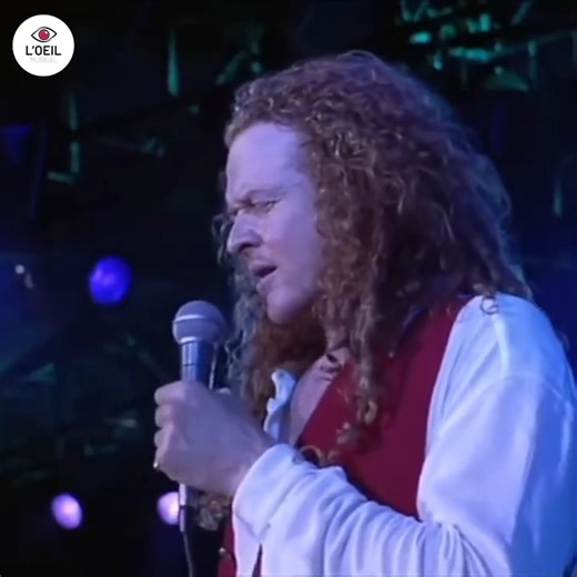 Simply Red - Holding Back The Years (Live 1992) | Top Hat Crew's "Live Music Archives"