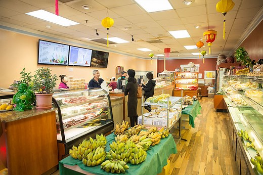Kim Phung Bakery and Deli