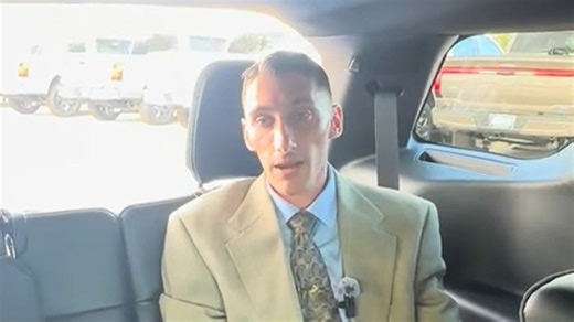 Driver says uncovers hidden backseat feature that just takes a touch