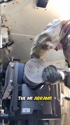 Reloading Process of the M1 Abrams 🤯