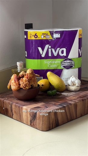 Delicious Chicken Wing Recipe with Viva Paper Towels