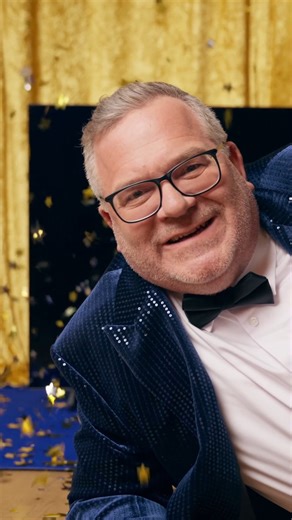 Granderath Elektro GmbH on Instagram: "🚪 7. Türchen: Panasonic TV-55Z80BEZ Dank der OLED-Technologie bietet das TV-Gerät TV-55Z80BEZ von Panasonic leuchtende Farben, satte Schwarzwerte sowie eine ausgezeichnete Bewegungsschärfe, so dass auch schnell bewegte Bildinhalte nicht verschwimmen. Ein tolles Fernseherlebnis für die ganze Familie zu Weihnachten: 💙 rasantes Spielerlebnis mit Game Control Board, reduzierter Eingangslatenz, HDMI2.1 VRR (Variable Refresh Rate) und HFR (High Frame Rate) ⭐ Gr