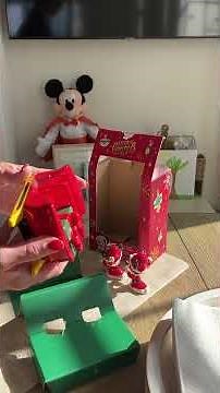 Disney Santa Mickey and Minnie Mouse Salt and Pepper Shaker with Sleigh Set