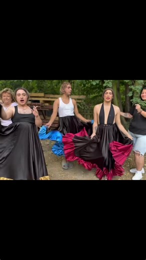 Vtipné chvíle s Gypsy Dolls