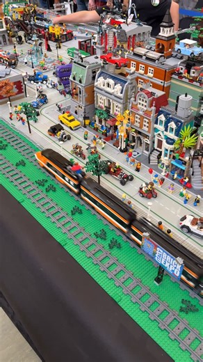 Il Mastro Costruttore on Instagram: "Diorama City by @brickout.rlug a @italybrickexpo #lego"