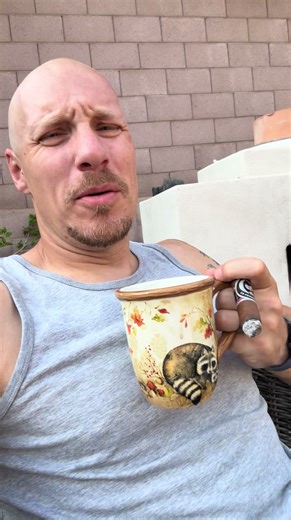 Kissing my cigar smoking buddy. #cigarsdaily | kiss