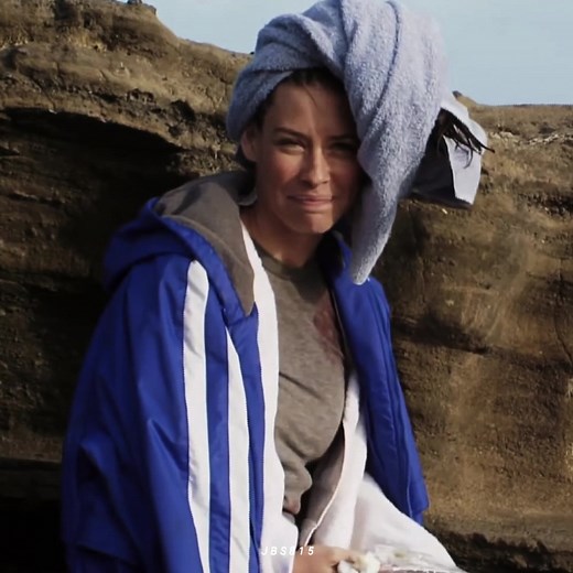 Evangeline Lilly as Kate Austen | Lost #losttvshow #lostedit #evangelinelilly #kate #austen #tv #jbs815