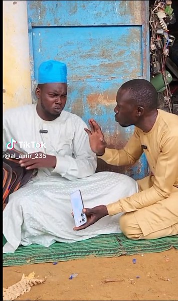 Comedia tchadienne : Rires garantis avec des amis !