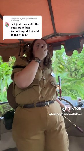 Replying to @notyourloyalbrother Python on the Jungles Cruise #snake python #magickingdom #junglecruise #joke #jokes #florida #boat #fun #wdw #themepark #skipper #junglecruiseskipper #disney #fyp #disneyedits #disneymovies