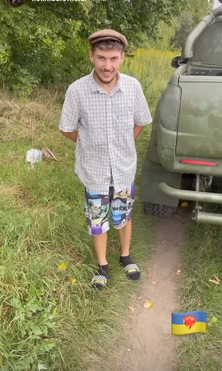 How to Attach a License Plate Outdoors