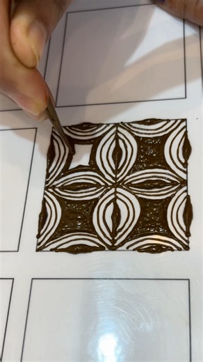 Henna grid tutorial day 4