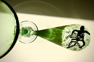 Doodle Artist Turns Everyday Shadows into Whimsical Sketches