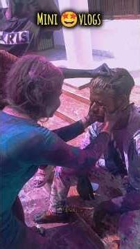 Holi hm logo ko per gayi bhaari 😱 Day 17 || #holifunnyshorts #vibaykvlogs #funnyshorts #holi #shorts