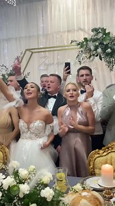 276K views · 1.3K reactions | Reflex Dance-Biesiada weselna u Oliwii i Łukasza 殺 #domweselnymonika #reflexdance #fotovideoadamiewa | Foto - Video Adam i Ewa | Facebook