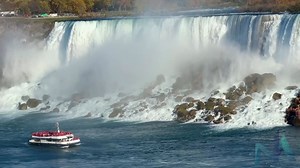 Water in motion, magic in sight | Niagara Action