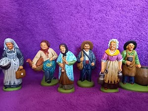 Painting on genuine santons from Provence, made of baked clay.