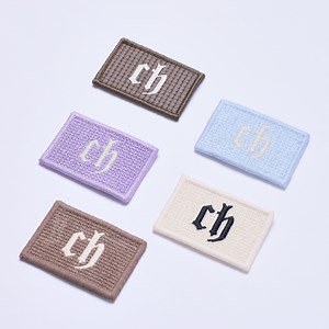 [Hot Item] Personalized Logo Patches for Apparel with Overlock Finish