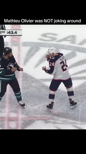 That ryan reaves knockout goes crazy #sanjosesharks #columbusbluejackets #ryanreaves #mathieuolivier