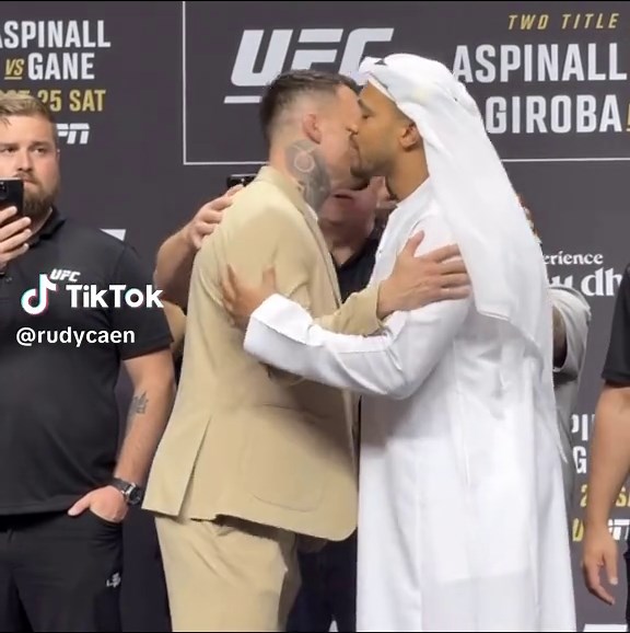 UFC 321: Aspinall vs Gane, Un Combat Épique!