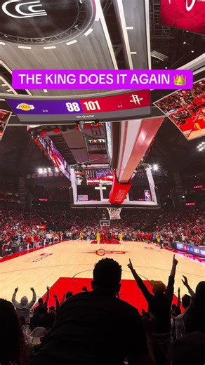 LeBron James Delivers in Lakers' Playoff Win