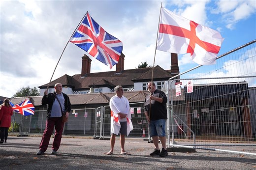 Asylum seekers can stay at Epping hotel, rules High Court judge