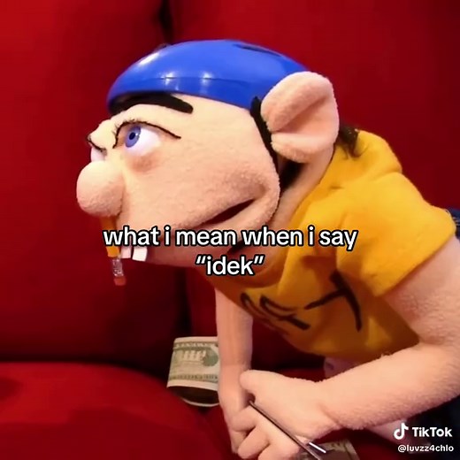 Understanding 'IDK' in Everyday Conversations