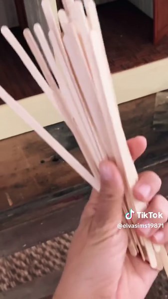 Painting a Dollhouse: Choosing the Right Color