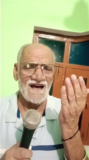 Raat aur din Diya Jale .. Mukesh sahab ki awaaz mein