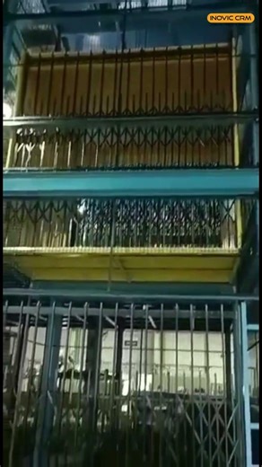 Warehouse Cargo Lift with Advanced Control Panel