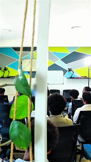 HIT-FX on Instagram: "Had a great time with my students today 📊✨ Always learning, always growing… #ethiopianforextrader #forextrading #hitfx #trade #hit_fx"