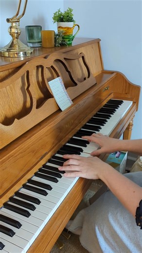 SAFE AM I Safe am I, safe am I, in the hollow of His hand. Sheltered o’er, sheltered o’er with His love forevermore. No ill can harm me, no foe alarm me; for He keeps both day and night. Safe am I, safe am I, in the hollow of His hand. | Piano Praise