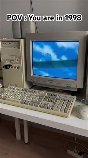 Who remembers old Windows 98 days?! 😇😇😇