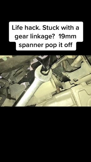 Stuck with a gear linkage?#tools #mechanic #lifehack