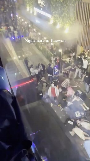 [Breaking] Nightmare in #Itaewon. Current reports are stating that over 50 people have collapsed and possible multiple fatalities due to overcrowding during the Halloween festivities. Stay tuned for more info. | allkpop