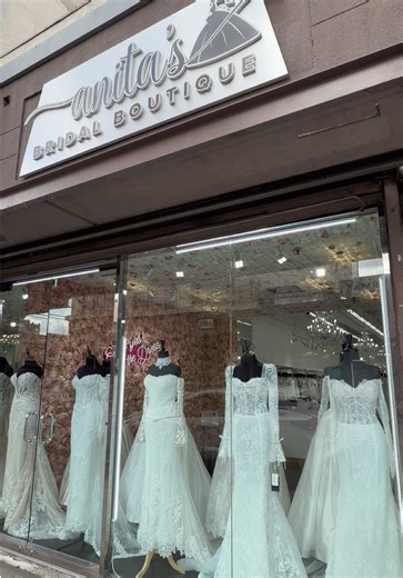 Discover Your Dream Wedding Dress at Anita's Bridal