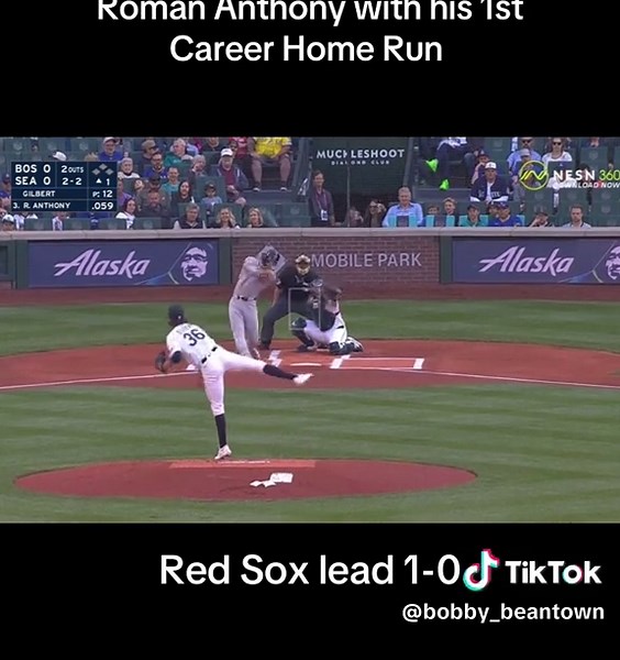 Roman Anthony's First Career Home Run for Red Sox