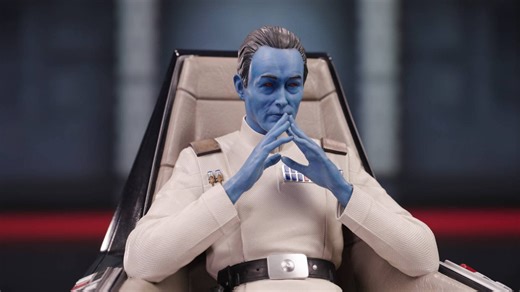 Sideshow Collectibles Unboxes and Assembles Grand Admiral Thrawn Statue from Star Wars
