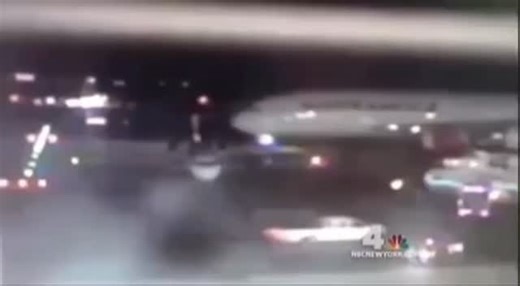 Aviation training consultancy on Instagram: "An Air France Airbus A380 collided with a Delta commuter plane while taxiing to the runway for takeoff from John F. Kennedy International Airport. @captain_alhattab Www.captainalhattab.com photography#johntravolta #pilotlife#landing#aerospace #aviationlovers#avpioneers #crewlife#lifestyleaviation #osmaviationacademy #youtube#kuwaitflightacademy #collegeofaviation #aviationdaily#reeftab #aviationgathering #photooftheday#aviationgeek #ku.university#mnw3