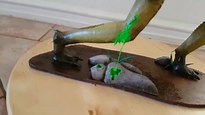 4.6K views · 109 reactions | I finished the Alien/Predator Hybrid commission piece today, what do you think of my interpretation of it? :) | Gary Fay Creations | Facebook