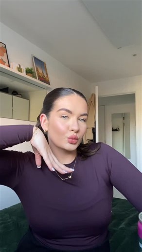 Shauna on Instagram: "Ad 💫 Tried the Silvikrin Maximum Hold hairspray and I’m obsessed with how it keeps my style in place all day — without the crunch 👏✨ @wellahairuki #silvikrin #styledwithsilvikrin"